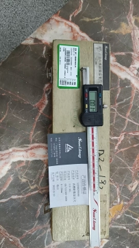 內槽距數顯卡尺