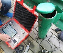 鋼質(zhì)護欄立柱埋深沖擊彈性波檢測儀